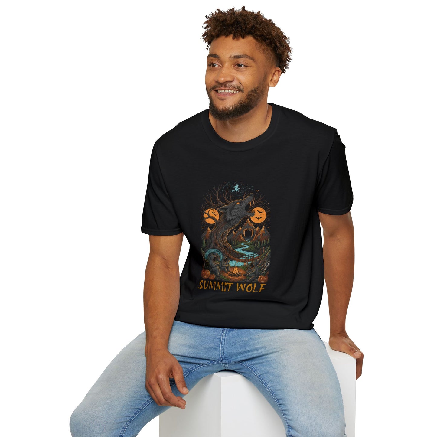 Summit Wolf Howling Wolf Unisex T-Shirt