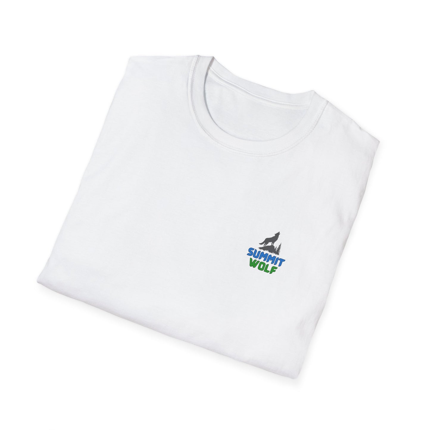 Summit Wolf Adventure Unissex Softstyle T-Shirt