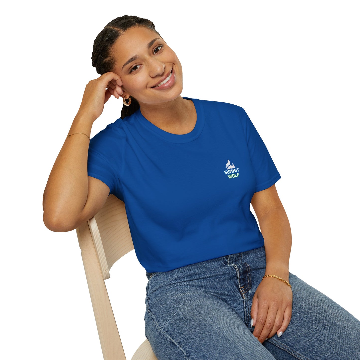 Summit Wolf Adventure Unissex Softstyle T-Shirt