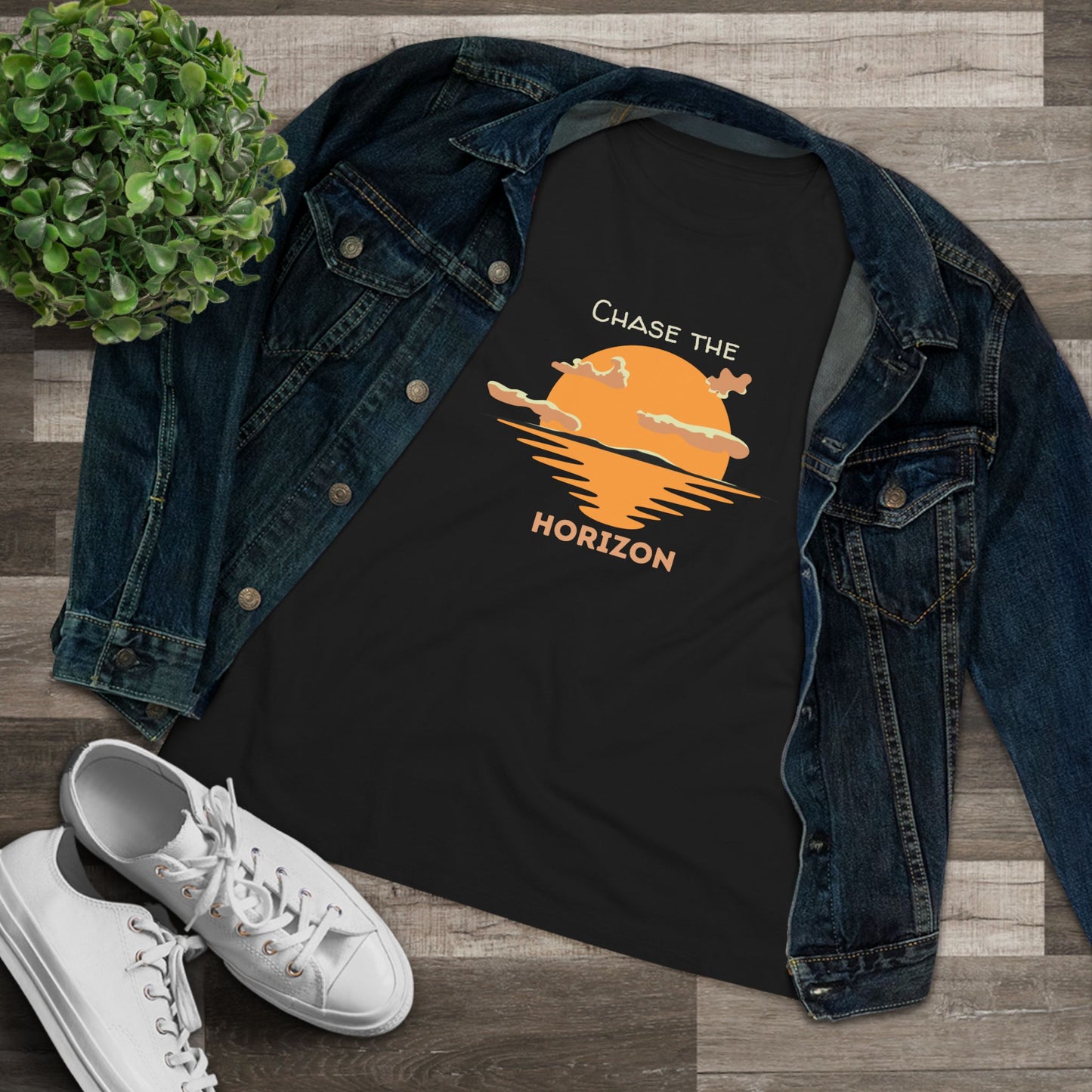 Chase the Horizon Women's Cotton Tee